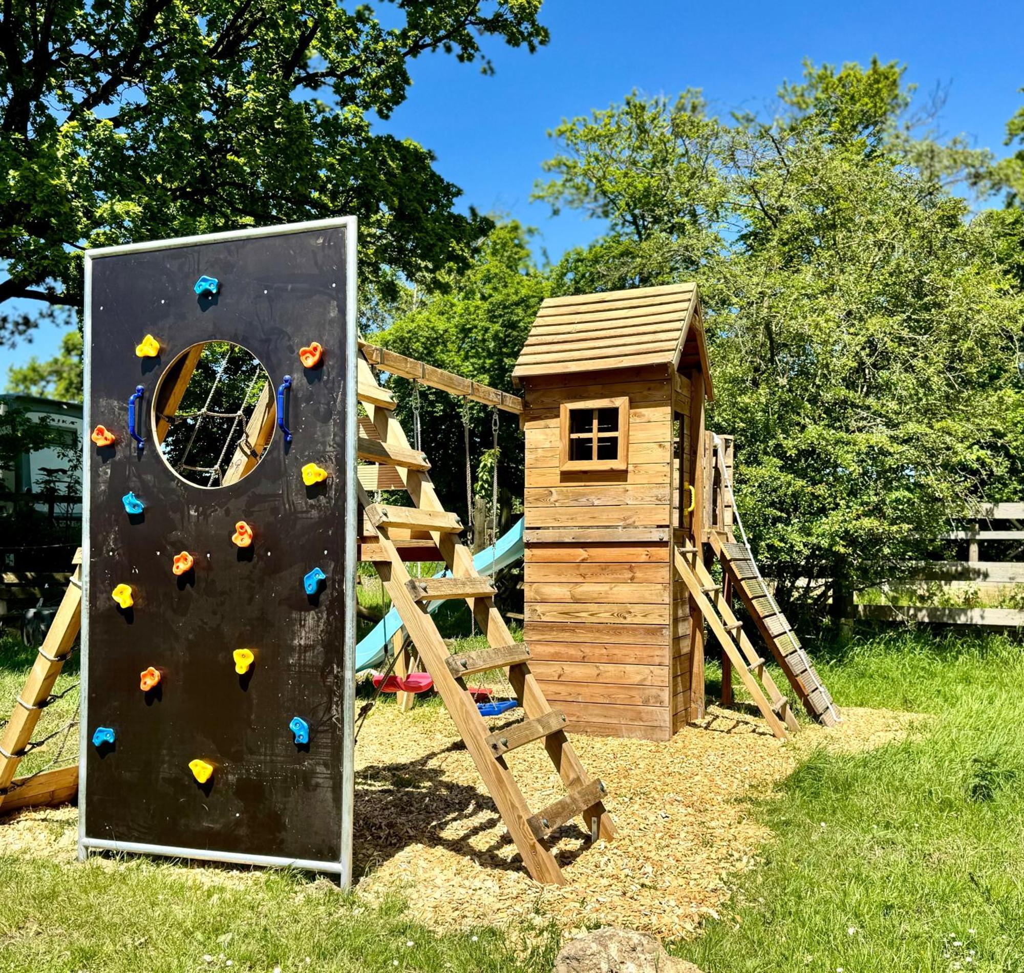 Hof Vierzehnender Im Hohen Venn - 70Qm Maisonette - 2 Schlafzimmer - Wohnkueche - Balkon Mit Grill - Monschau - Eifel - Hunde Willkommen - Islandpferde Zewnętrze zdjęcie
